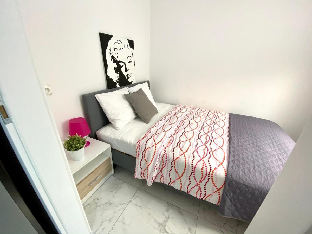 Center Warsaw - Apartmenty Jana Pawla II المظهر الخارجي الصورة
