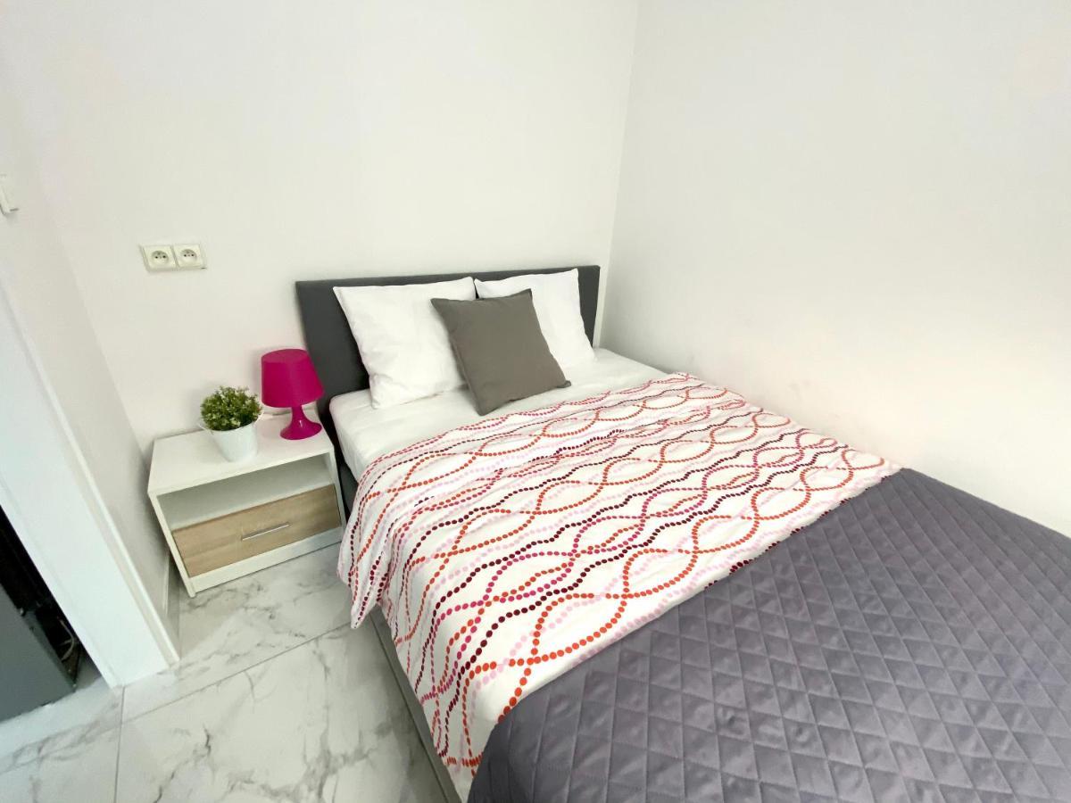 Center Warsaw - Apartmenty Jana Pawla II المظهر الخارجي الصورة